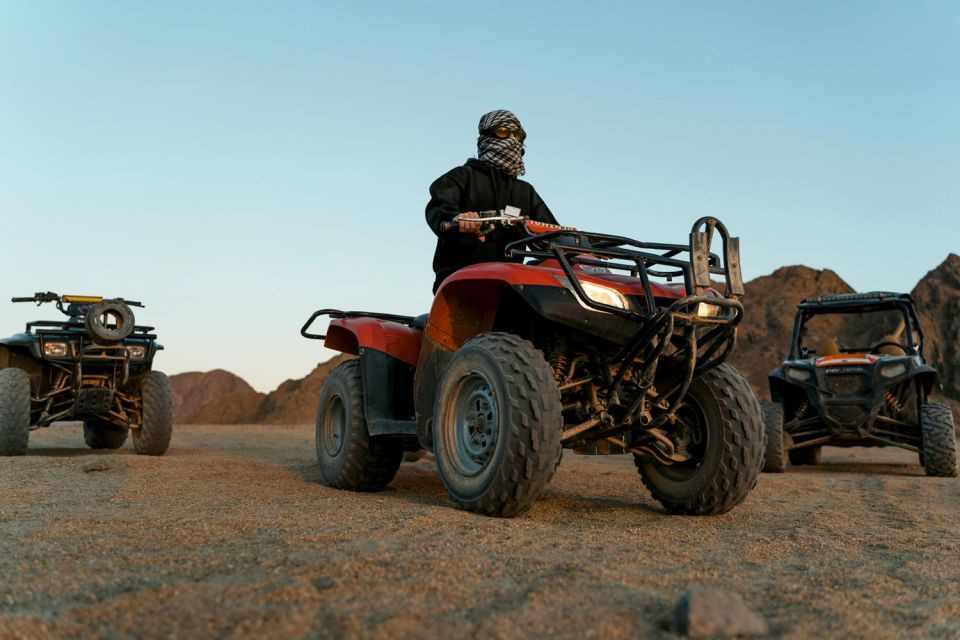 Quad Nachmittag & Sonnenuntergang mit Abendessen und Barbecue